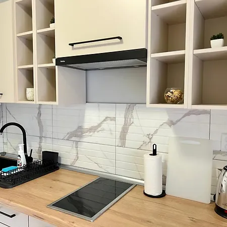 Kawalerka Na Parterze 4 * Lodz (Lodz)
